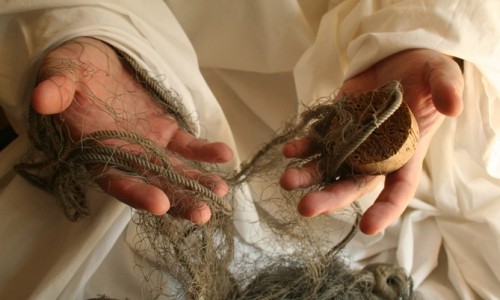 E subito, lasciate le reti, lo seguirono